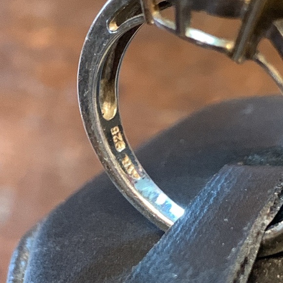 CUSHION CUT YELLOW FACETED GEM STERLING AND 14 KARAT GOLD COCKTAIL RING … - Picture 9 of 13